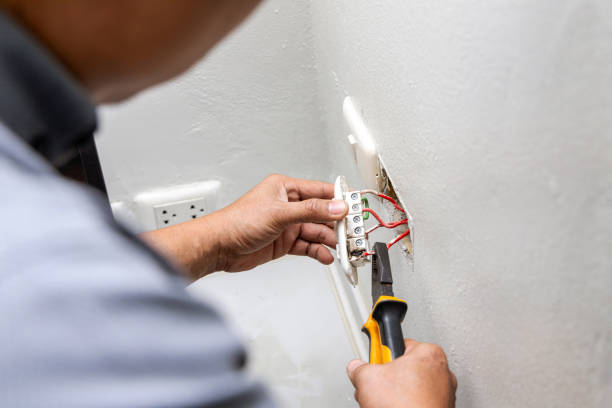 Best Emergency Electrical Repair  in Chelan, WA